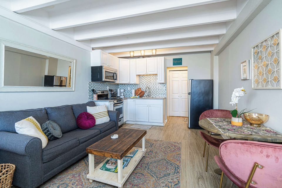 Studio condo with sofa sleeper, Smart TV, and queen bed