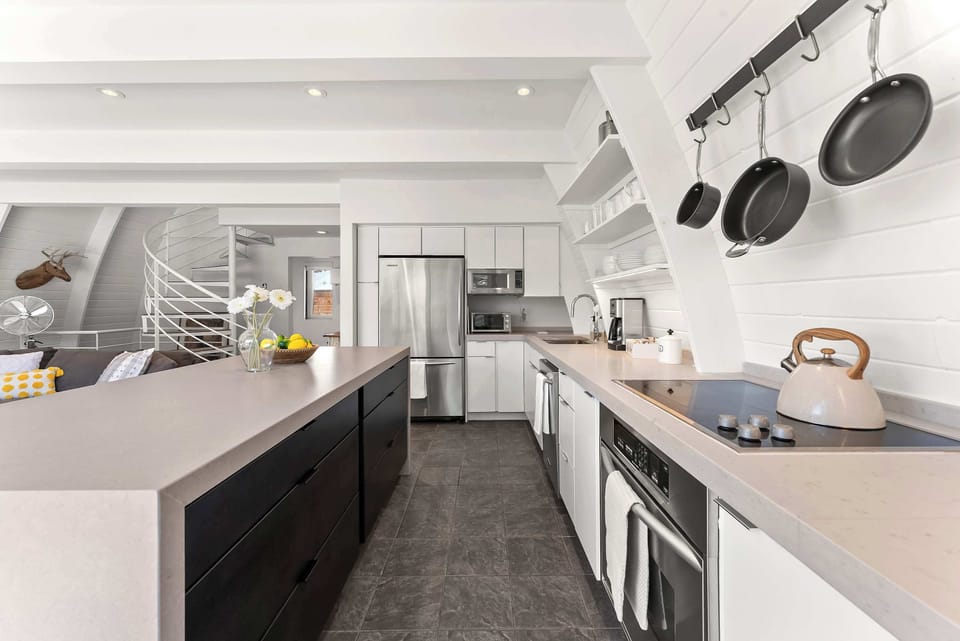 Fully equipped kitchen