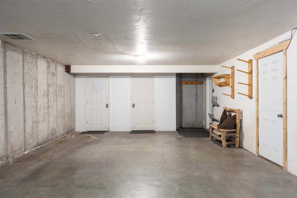 Underground Parking w/ Gear Storage & Boot Warmers