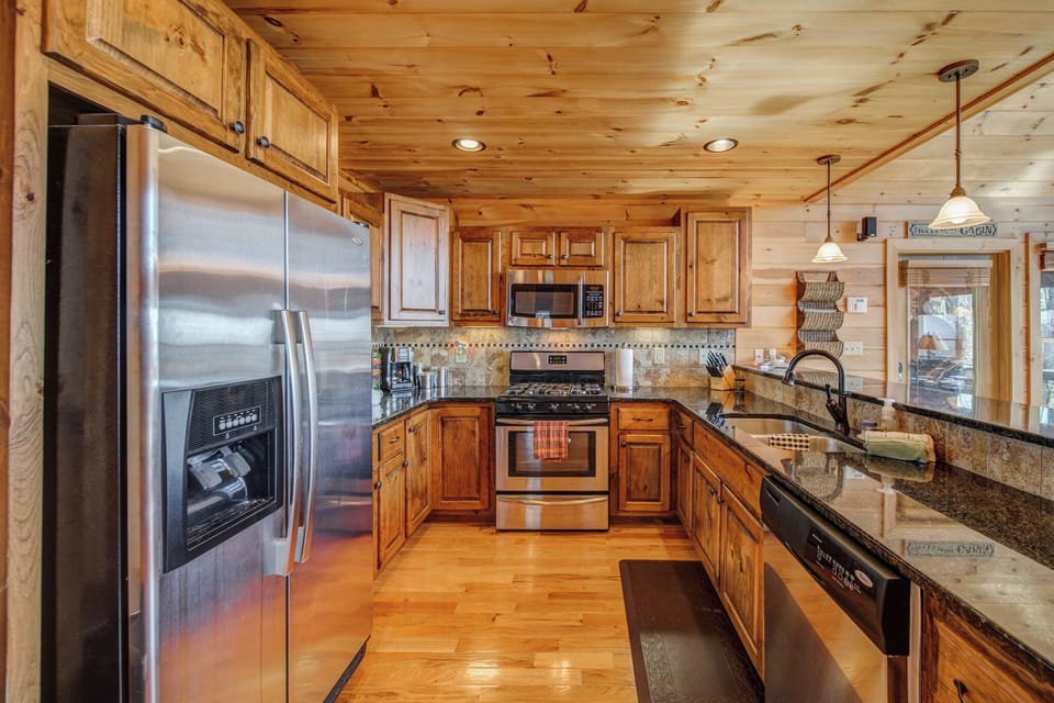Kitchen 2