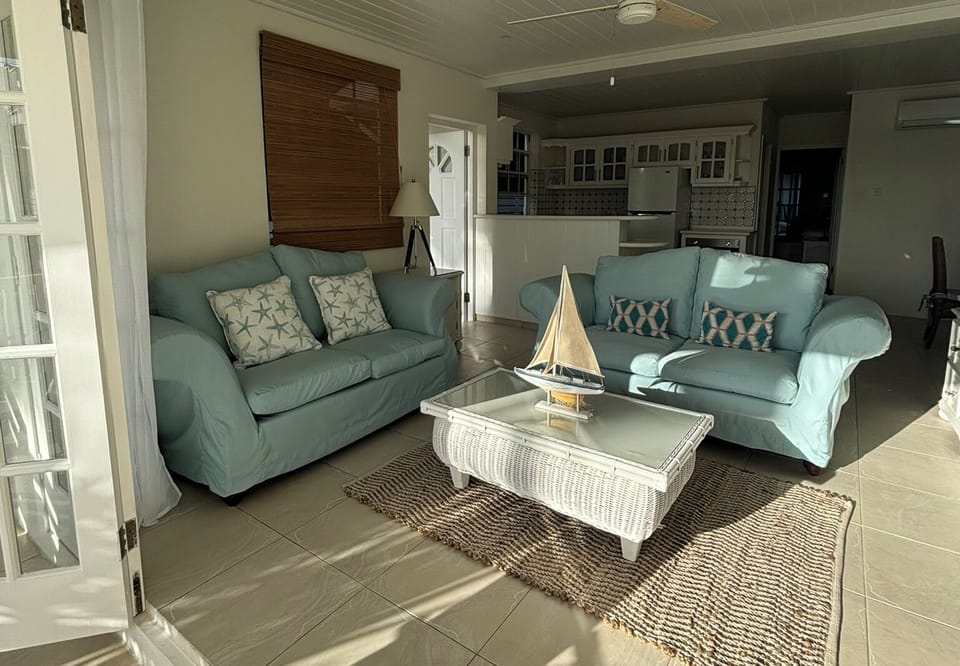 Sitting Room - Ground Floor views over the sea