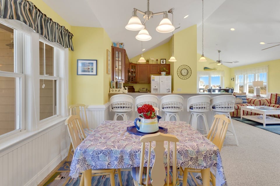 Enjoy a delicious family meal in the Dining Area.