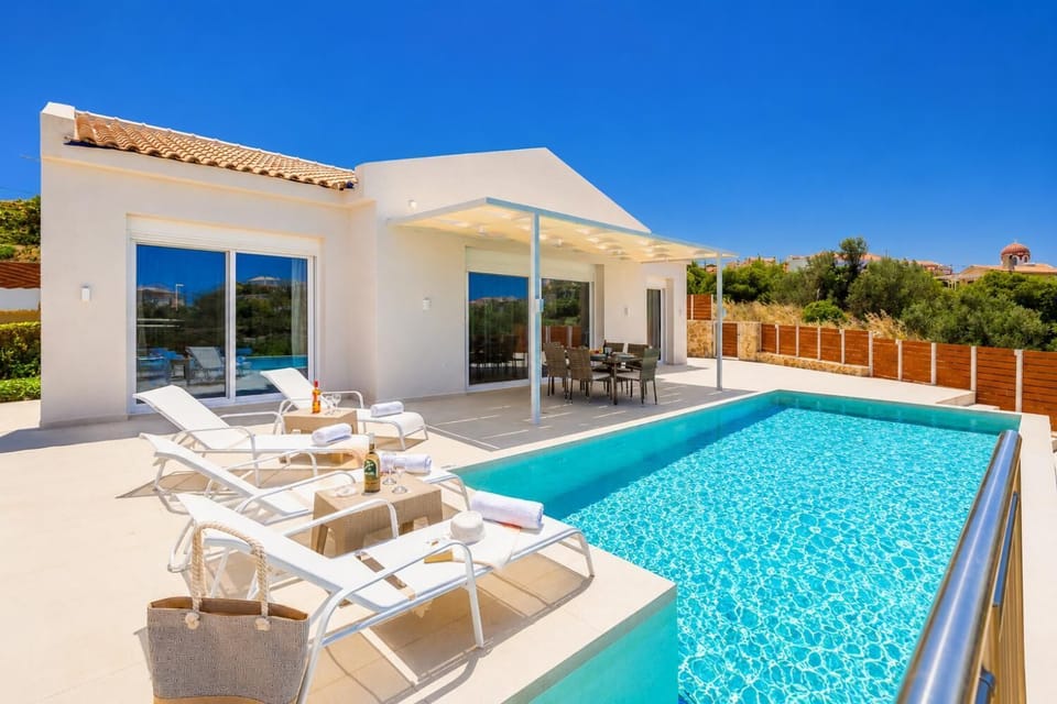 Beautiful villa with private pool and terrace