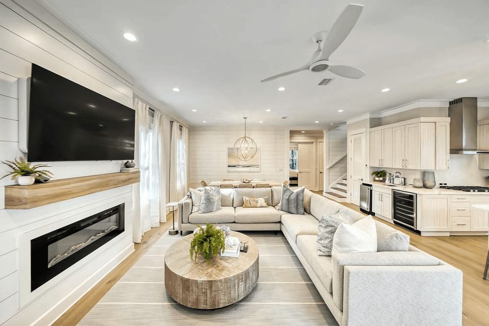 House (5 Bedrooms) | Front of property