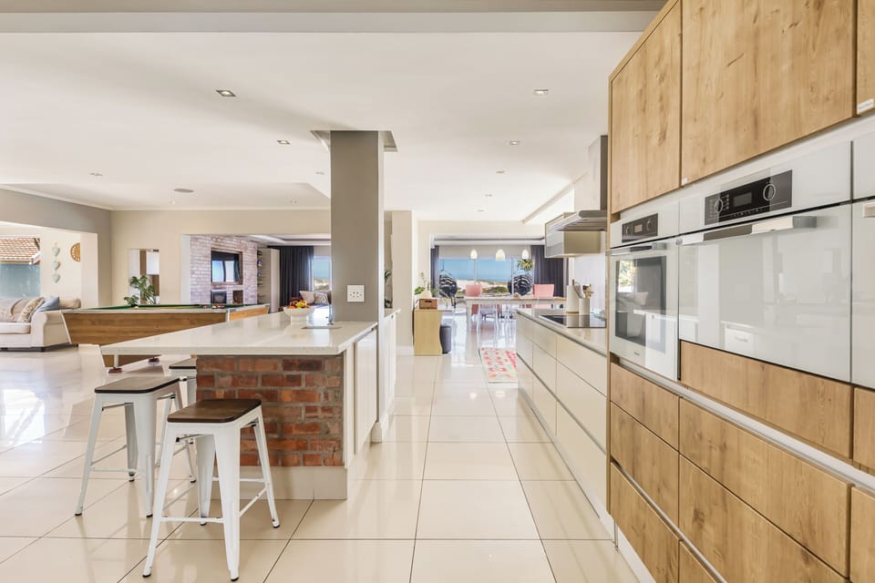 Villa, 5 Bedrooms, Accessible, Private Pool | Interior