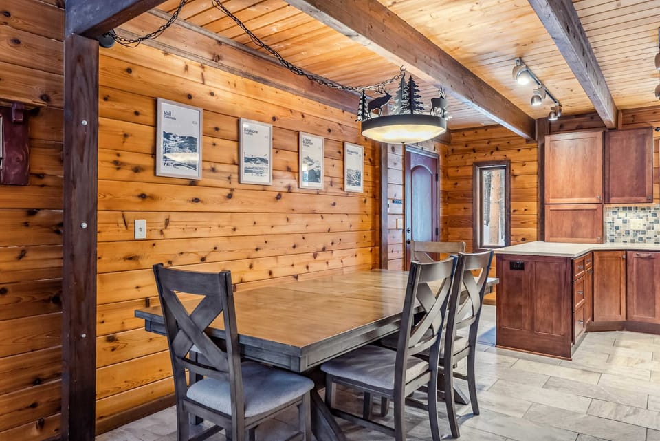 Dining Room: 6-person dining table, connected to kitchen and living room
