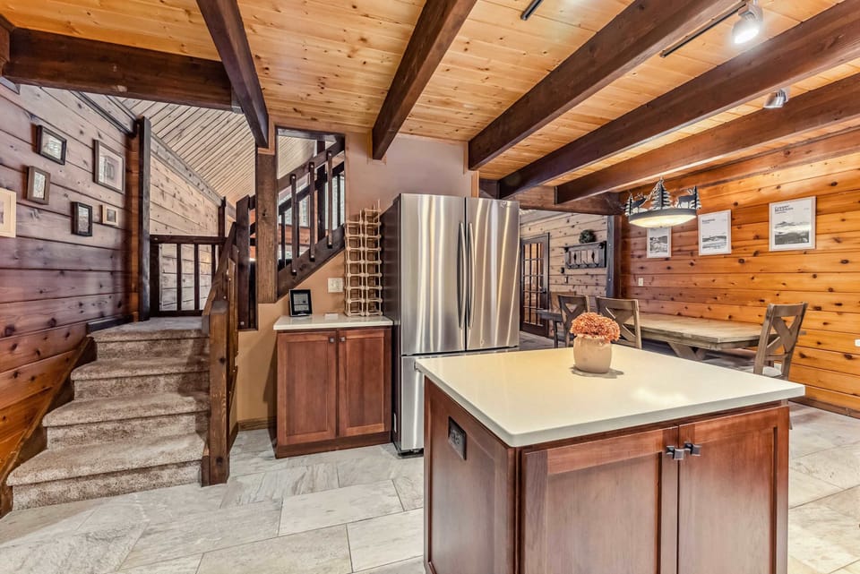 Kitchen:  Well-equipped kitchen, updated appliances, drip coffee maker, Crockpot, blender, toaster 
