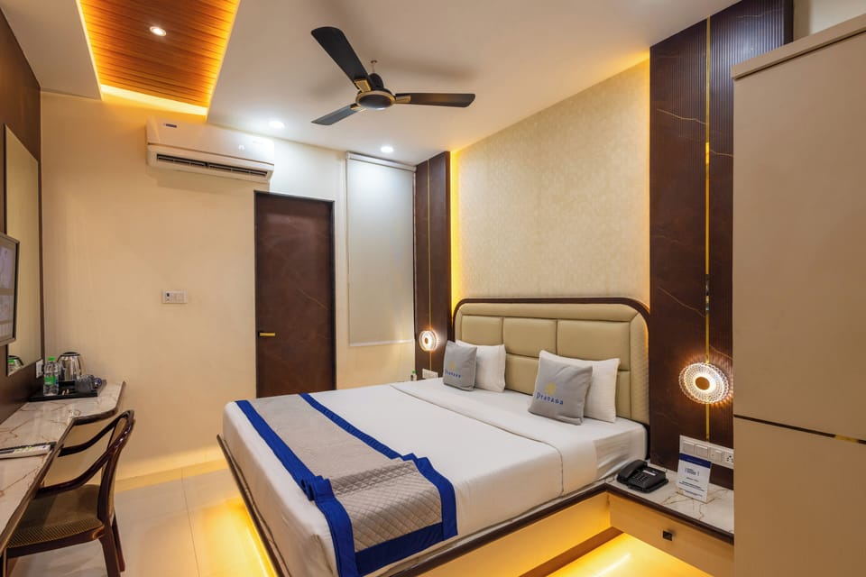 Premium Room | Desk