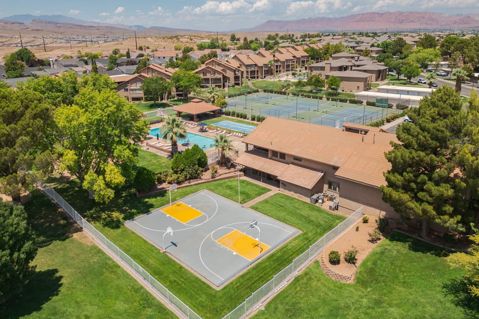 Sport court