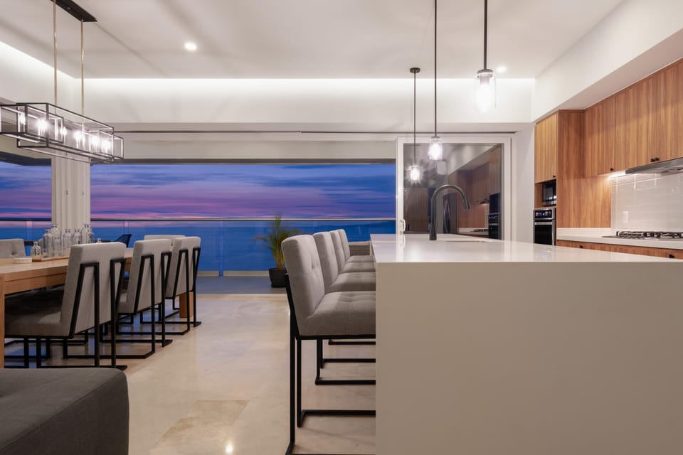 Condo - Image 15