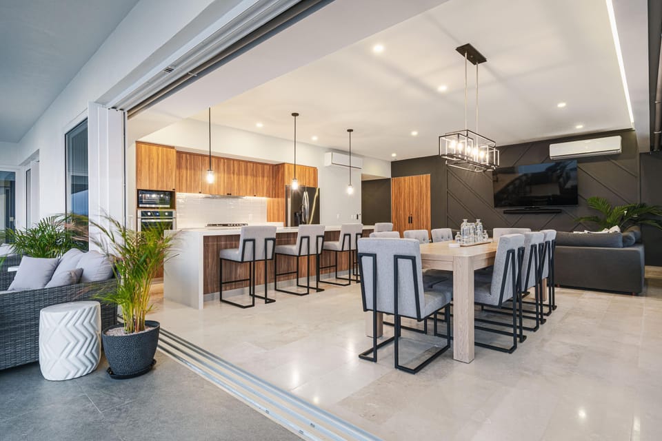 Condo - Image 17