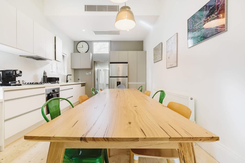 House | 4 bedrooms, Internet