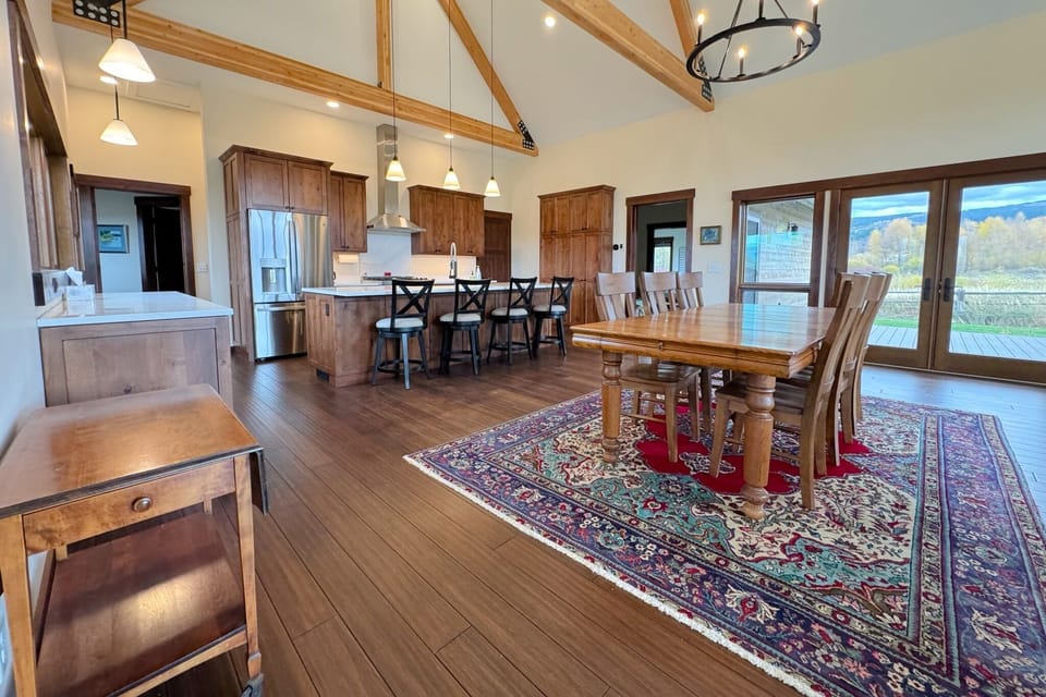 Stay in and make a meal using this well-appointed kitchen.