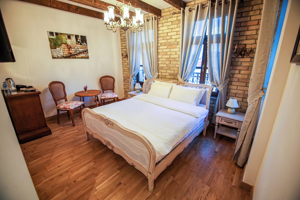 Deluxe Double Room, City View | Desk, WiFi (free)