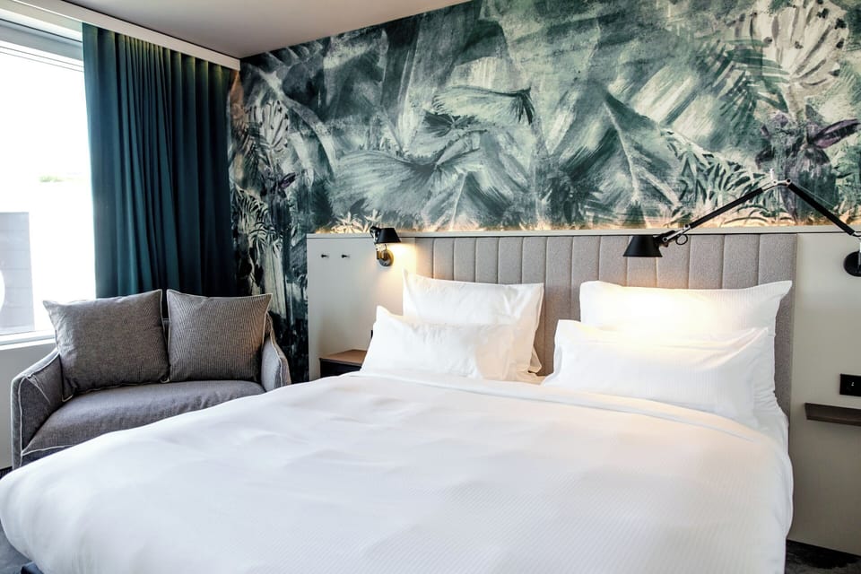 Room, 1 King Bed (SPECIAL ONE) | In-room safe, laptop workspace, soundproofing, WiFi (free)