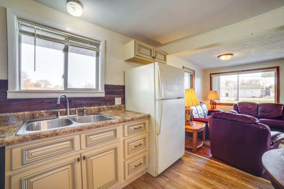 House (2 Bedrooms) | Interior