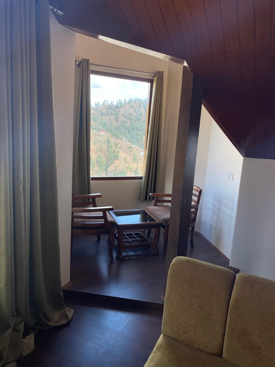 Family Suite | Premium bedding, down comforters, memory foam beds, laptop workspace
