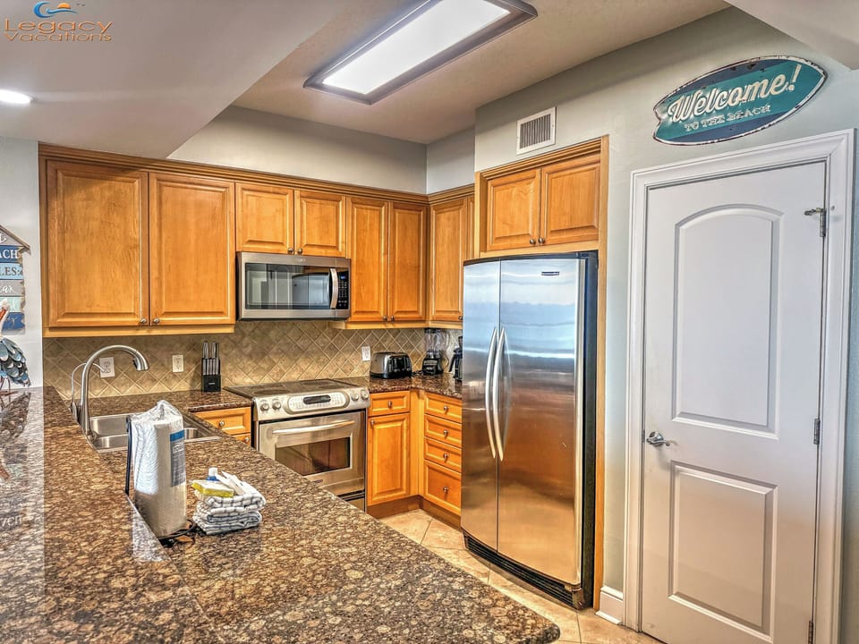 Azure #314 Kitchen