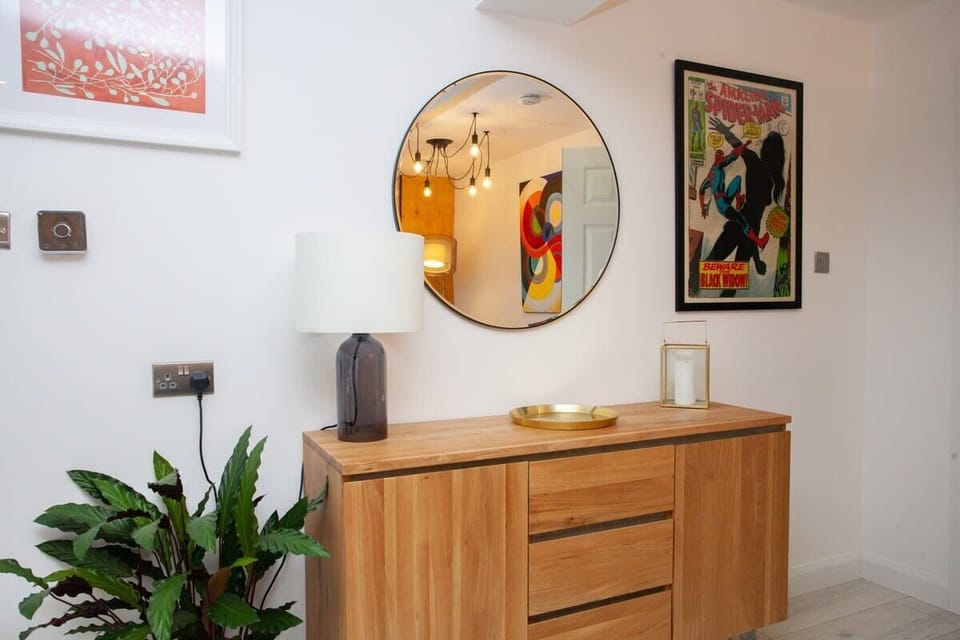 Wake up and open the curtains to Glasgow's West End from this lovely bright bedroom!