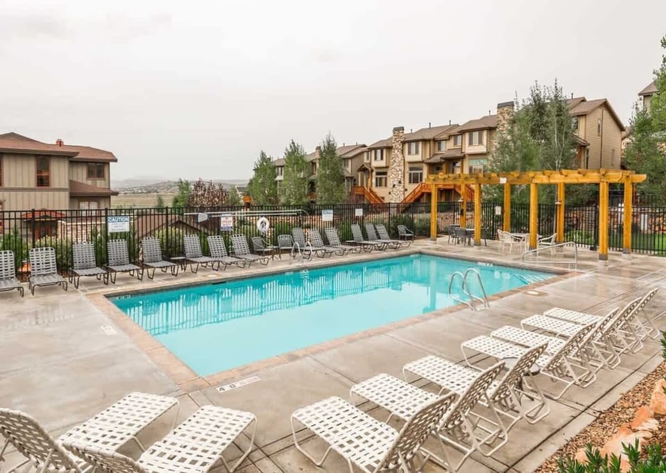 Clubhouse Pool