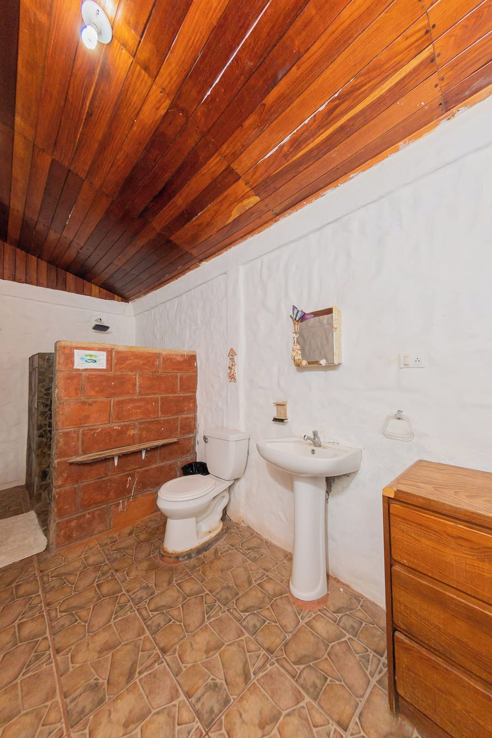 Deluxe Suite, 1 King Bed, Sea View | Bathroom | Shower, free toiletries, towels, soap