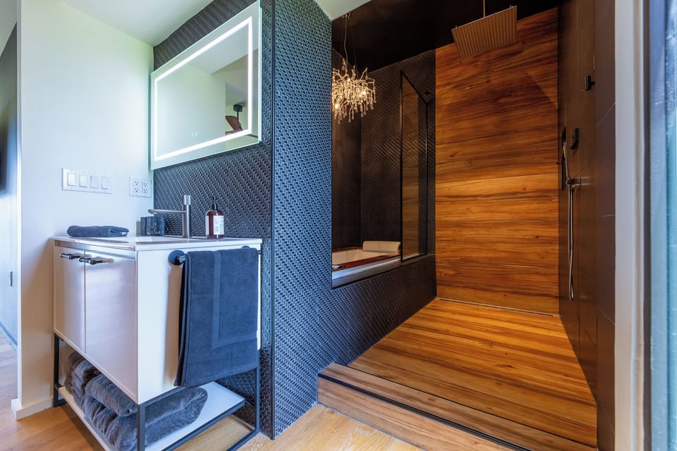 Master bathroom located on 2nd level 