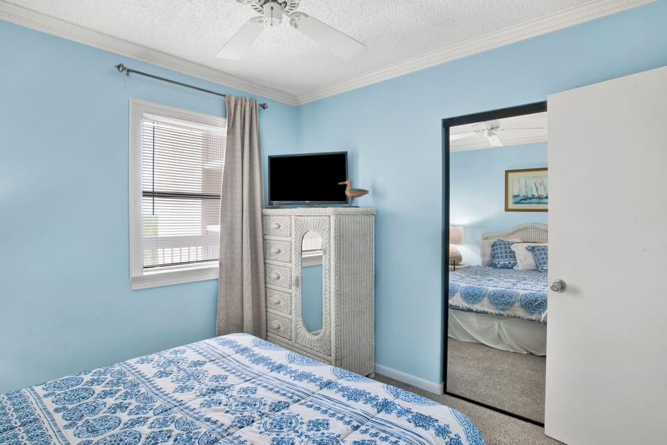 Guest bedroom 2