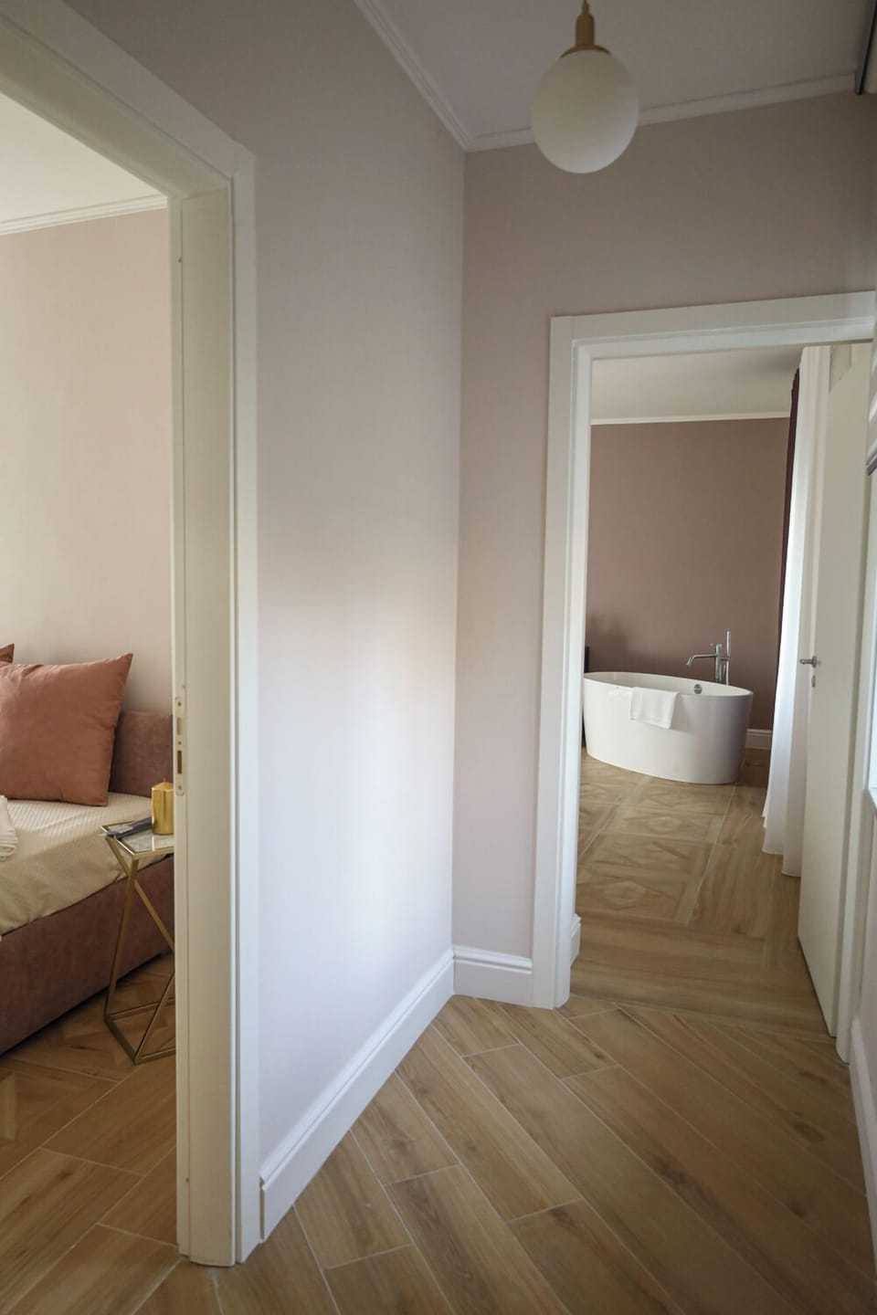 Luxury Room, Valley View | In-room safe, blackout drapes, soundproofing, free WiFi