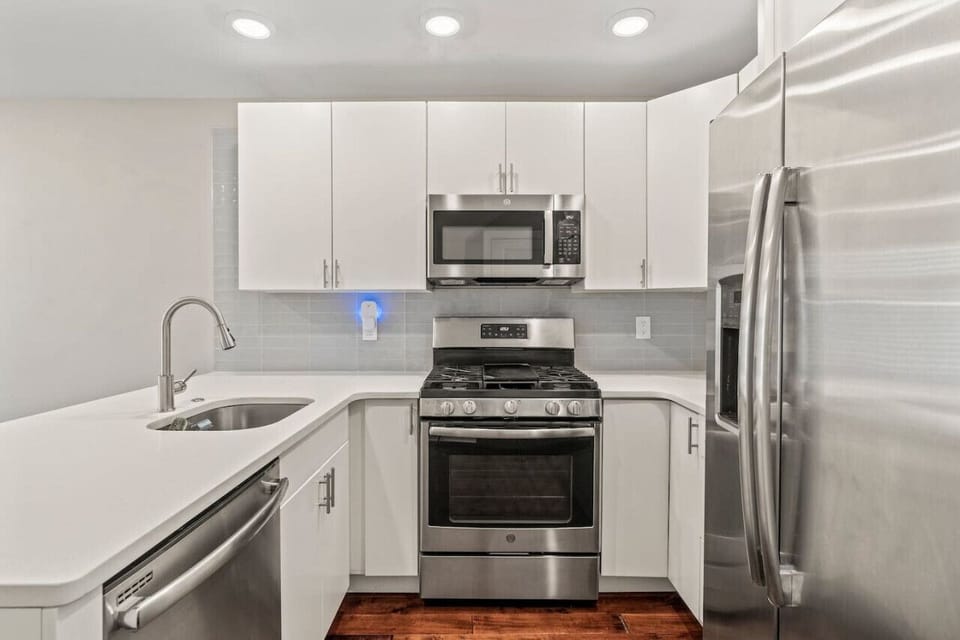 Fully equipped kitchen