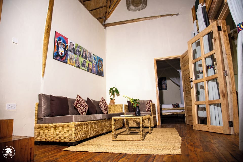 Deluxe Cottage, Non Smoking, Executive Level | Living area | Fireplace