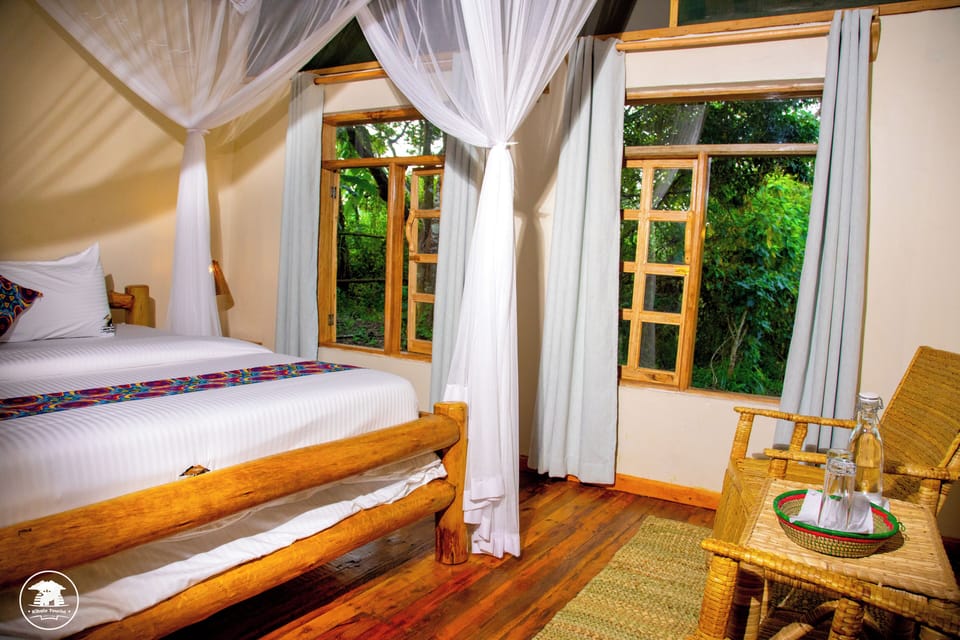 Deluxe Cottage, Non Smoking, Executive Level | 1 bedroom, desk, laptop workspace, free WiFi