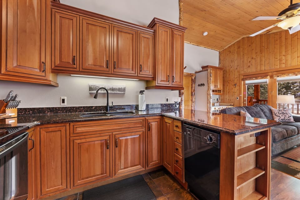 A3 Luxury Kitchen