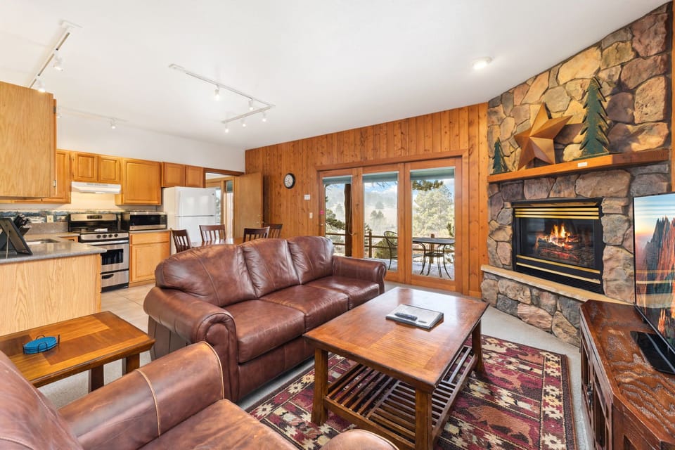 C2 Living Room W/Kitchen & Dining Area View