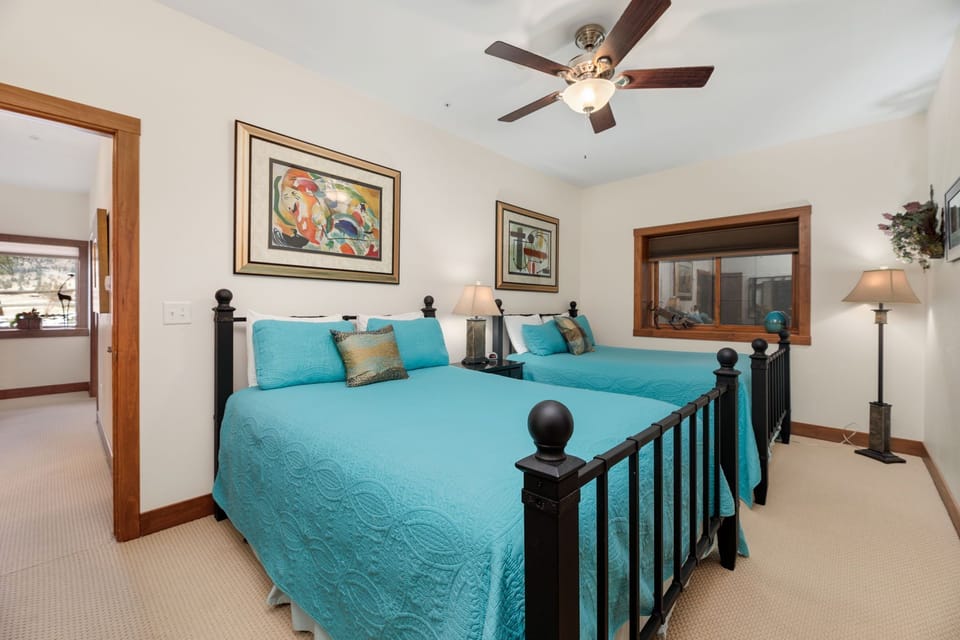 F3 Downstairs Bedroom