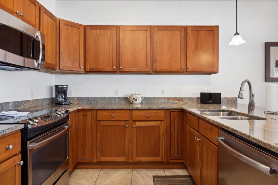 H3 Luxury Kitchen