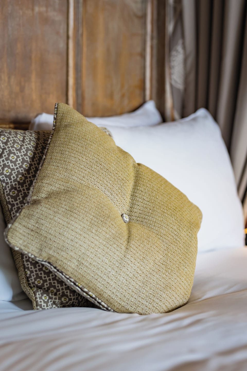 Superior Double Room | Premium bedding, in-room safe, desk, iron/ironing board