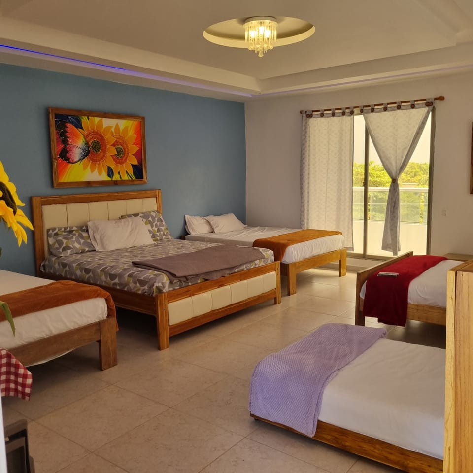 Family Shared Dormitory | Hypo-allergenic bedding, down comforters, minibar, soundproofing