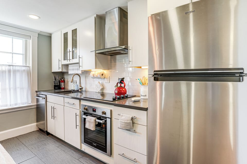 Kitchen | Cooking Basics Supplied