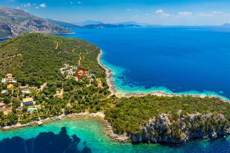 Aerial view showing location of villa