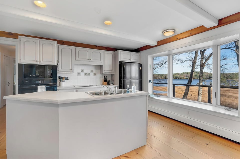 Fully stocked kitchen
