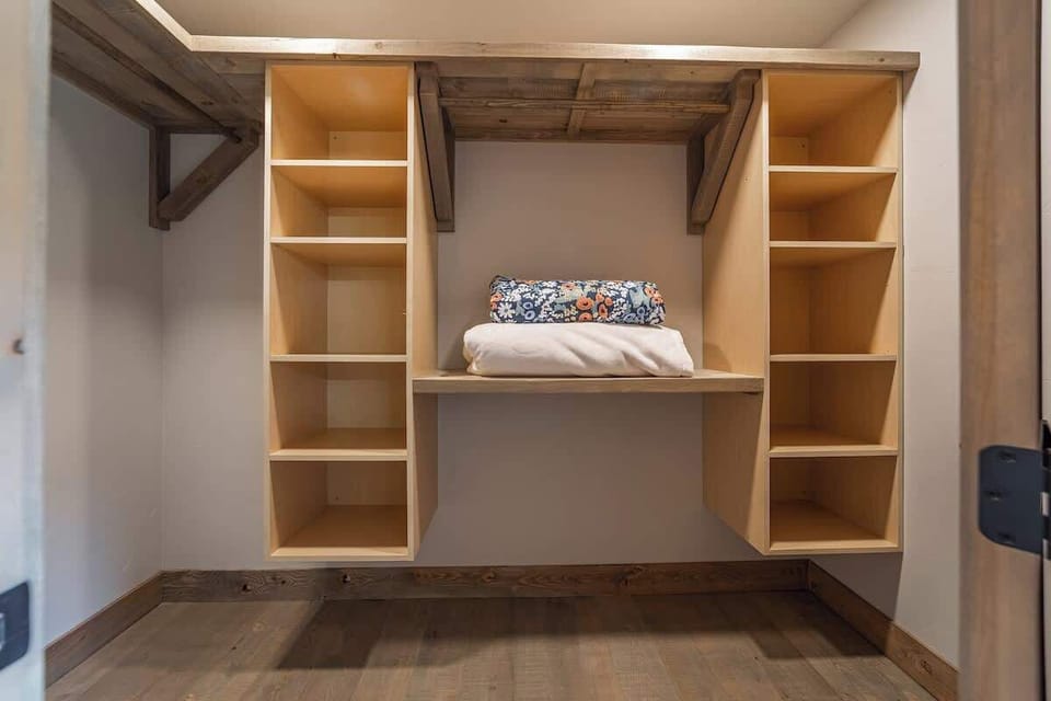 Master walk-in closet- across from loft master bathroom