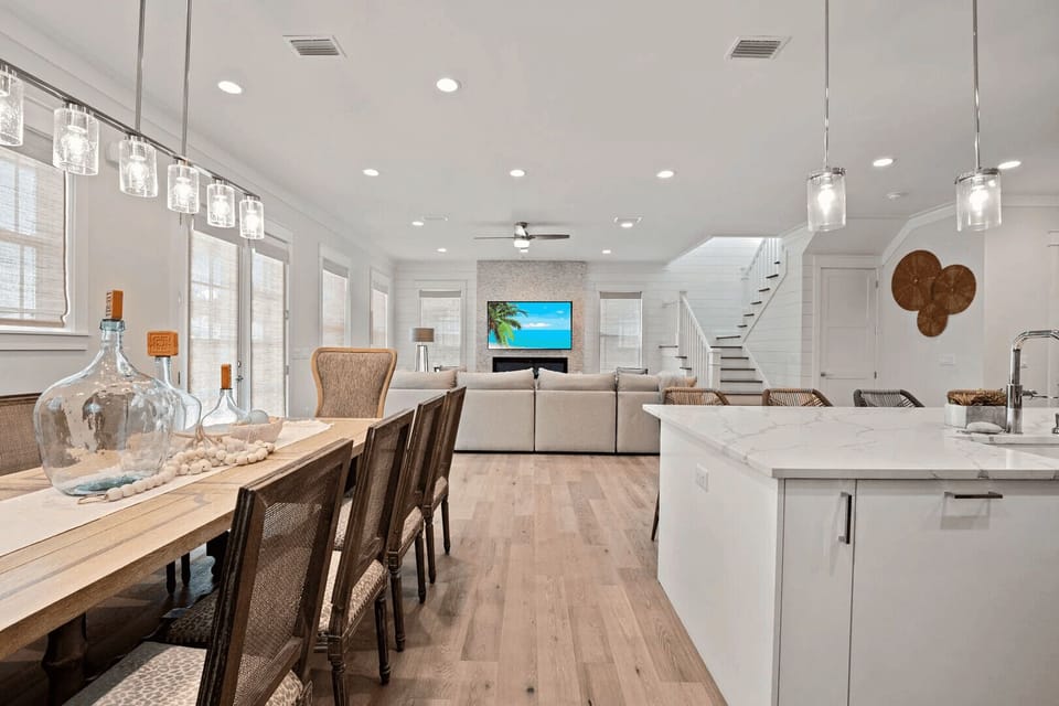 House (5 Bedrooms) | Interior
