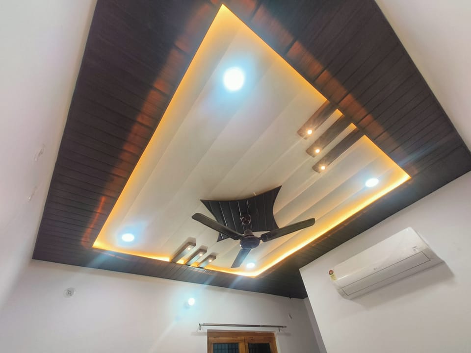 Deluxe Double Room, City View | In-room safe, desk, laptop workspace, blackout drapes