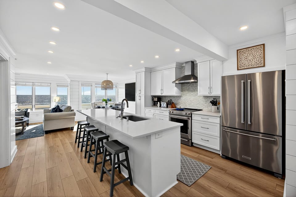 Cook a delicious meal with plenty of prep space