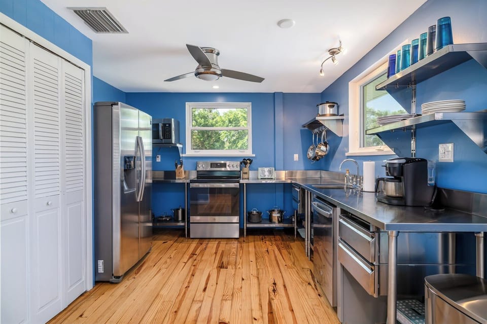 Kitchen (1)