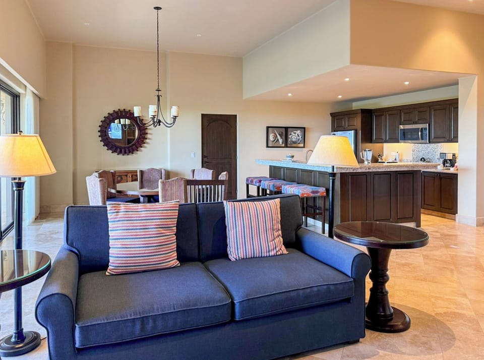 One Bedroom Lagoon | Living area