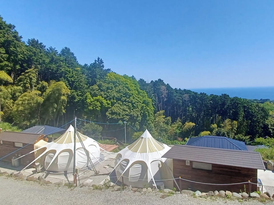 ・[Bell Tent A/B] You can see Sagami Bay from the tent. Why not refresh yourself while feeling nature?