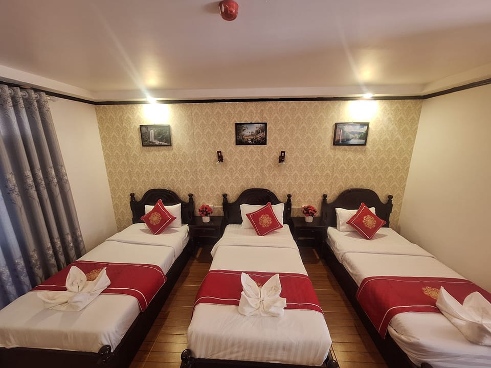 Premium bedding, minibar, desk, laptop workspace