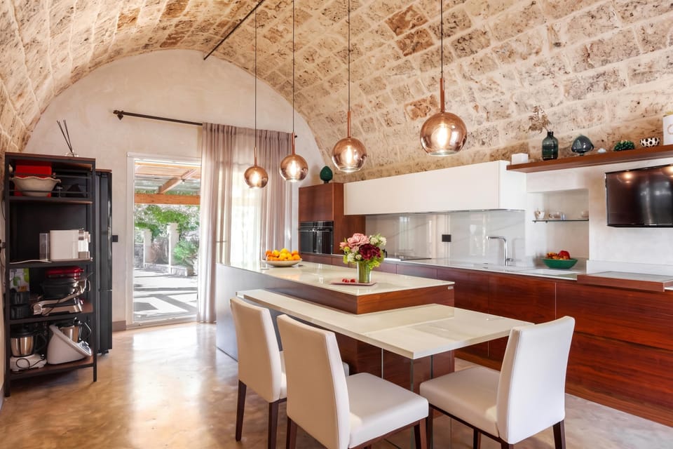 Kitchen and dining area