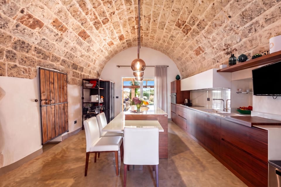 Kitchen and dining area